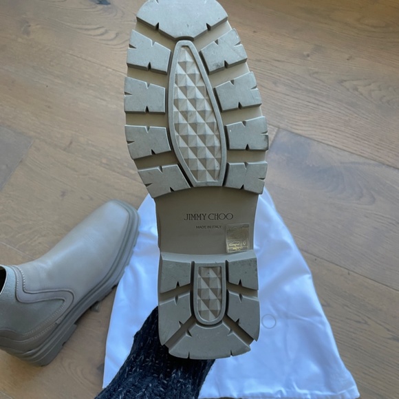 Jimmy Choo winter 2023 boots - Picture 9 of 14